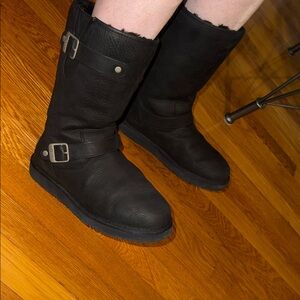 UGG Black W Sutter Boots